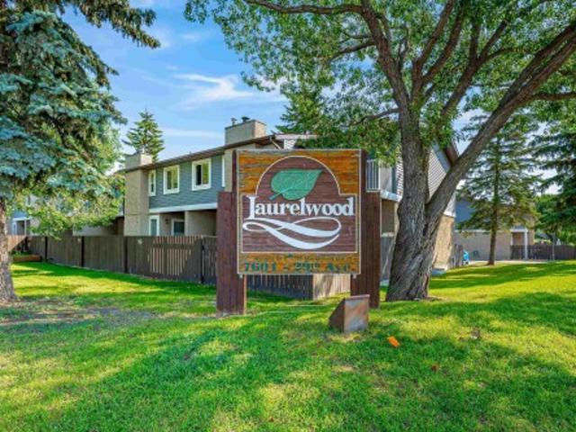 Townhouse for sale in Wedgewood, Alberta