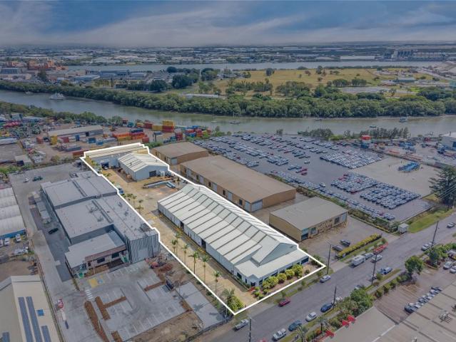 Warehouse for sale in Toombul, Queensland