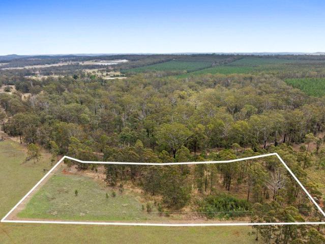 Land for sale in Mount Luke, Hampton