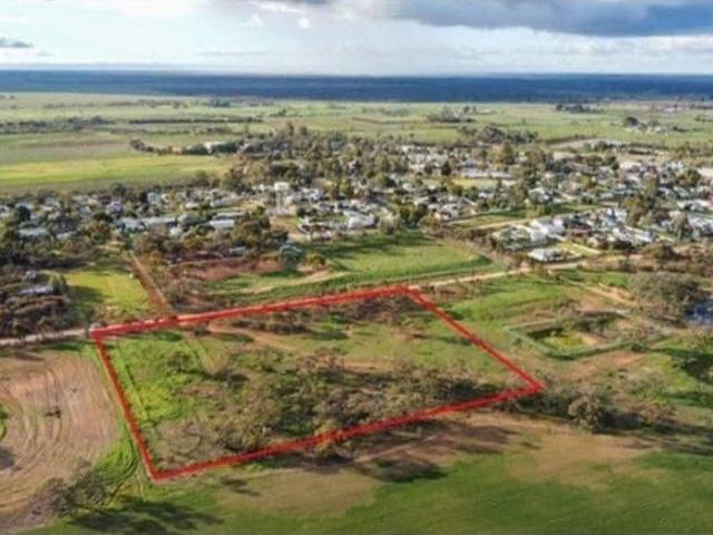Land for sale in Nyah West, Victoria