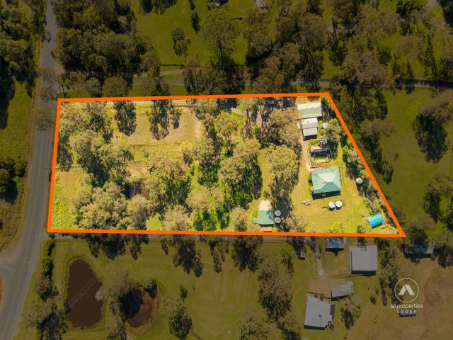 House for sale in Tamborine
