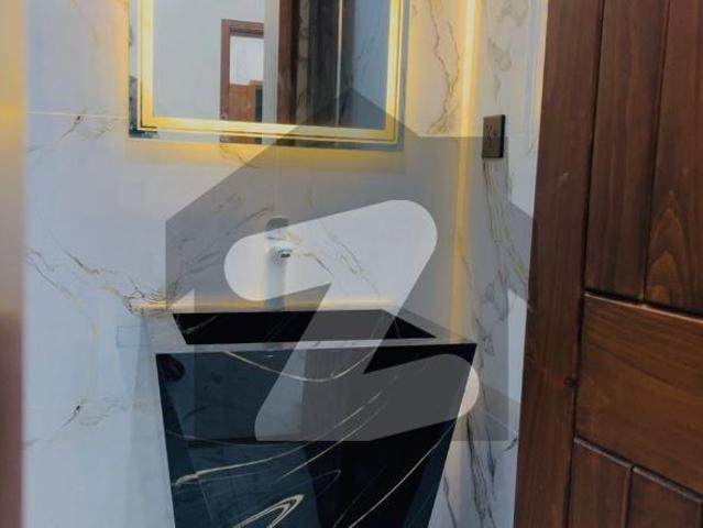 House for sale in Faisalabad, Islamabad Capital Territory