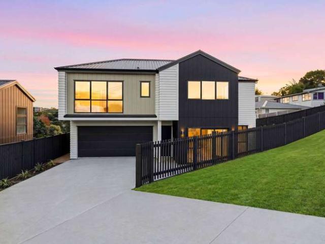House for sale in Sunnynook