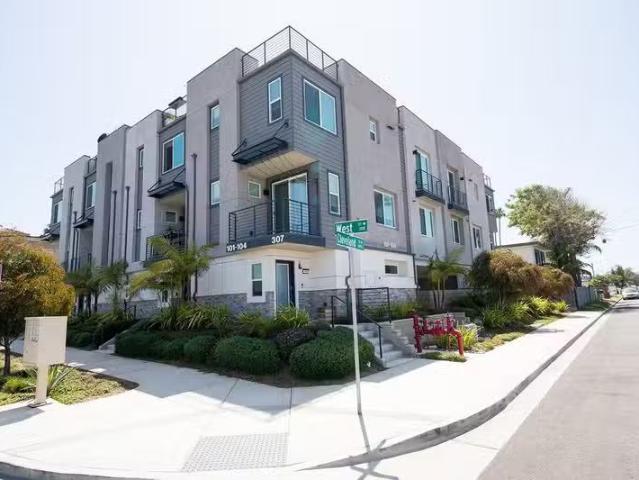 Condo for rent in Oceanside