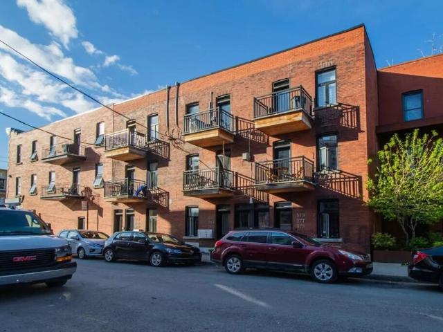 Apartment for rent in Saint-Lambert, Montérégie