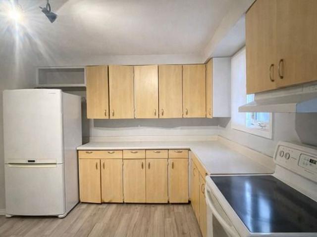Apartment for rent in Mont-Laurier, Laurentides
