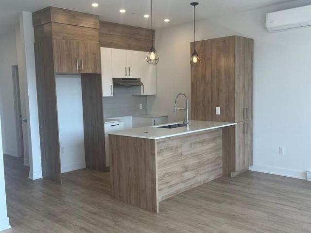 Apartment for rent in Saint-charles-borromée, Quebec