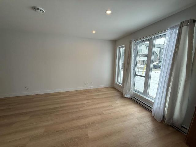 Apartment for rent in St. Esprit, Quebec