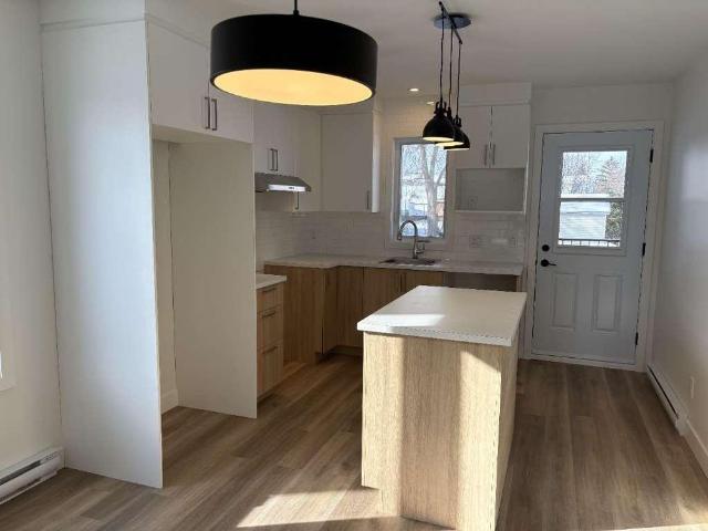 Apartment for rent in Saint-jean-sur-richelieu, Quebec