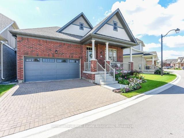 Attic for sale in Georgina, Ontario