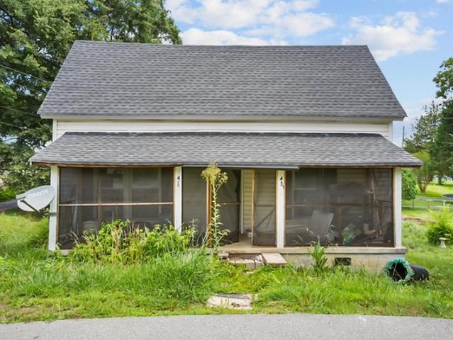 House for sale in Pelzer, South Carolina