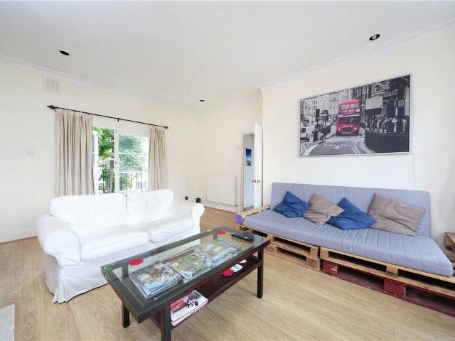 Apartment for rent in Balham, Greater London