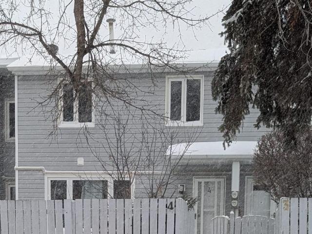 Townhouse for sale in Wedgewood, Alberta