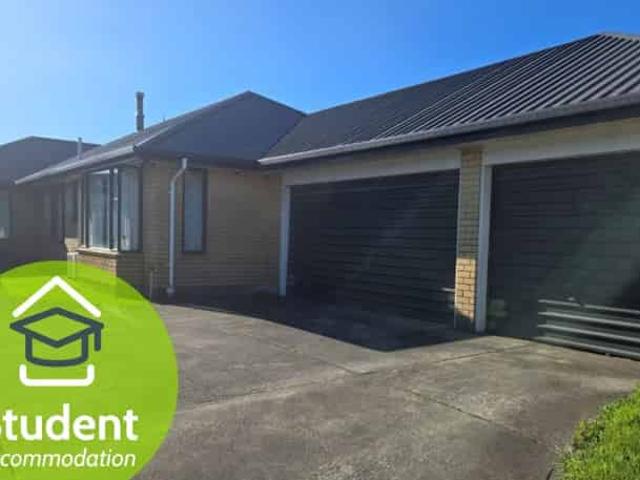 House for rent in Chaslands, Canterbury
