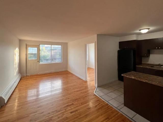 Apartment for rent in Côte-des-Neiges–Notre-Dame-de-Grâce, Montréal