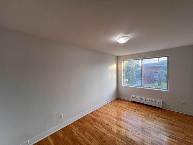 Apartment for rent in St. Leonard's, Quebec
