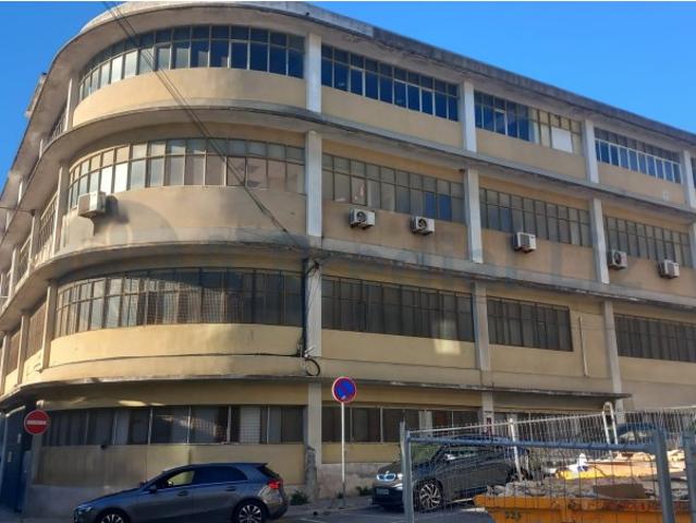 Armazém venda em Real Forte, Loures