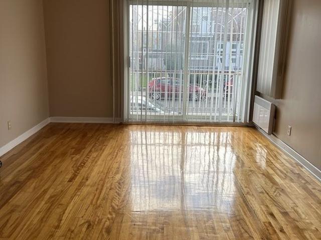 Apartment for rent in St. Leonard's, Quebec