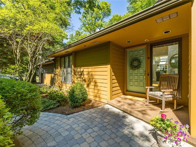 House for sale in Pittsford, New York