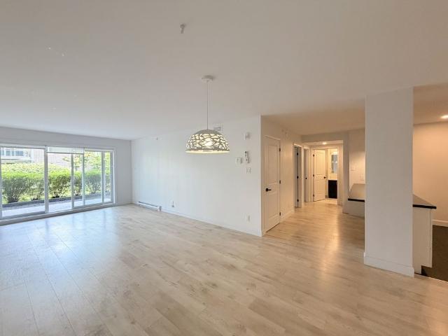 Apartment for rent in Place-du-Paysan, Lévis