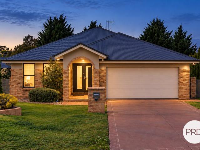 House for sale in Bletchington, Orange