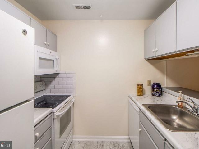 Condo for rent in Essex
