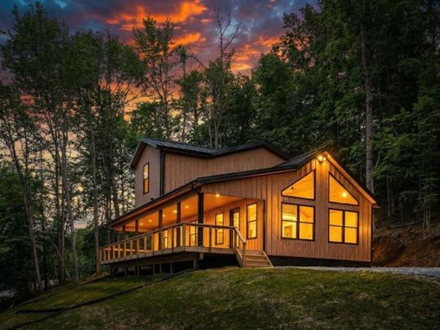 House for sale in Powell, Kentucky