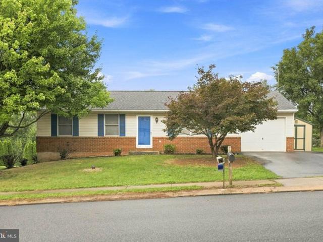 House for sale in Denver, Pennsylvania