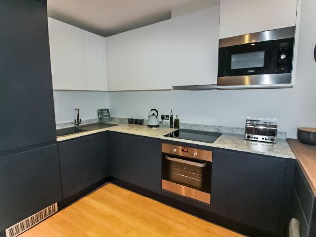 Apartment for rent in Bromley-by-Bow, Poplar Grove