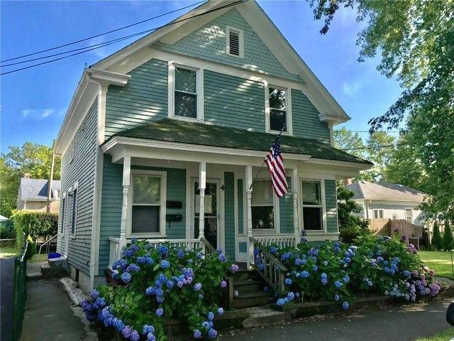 Condo for sale in Bristol, Rhode Island
