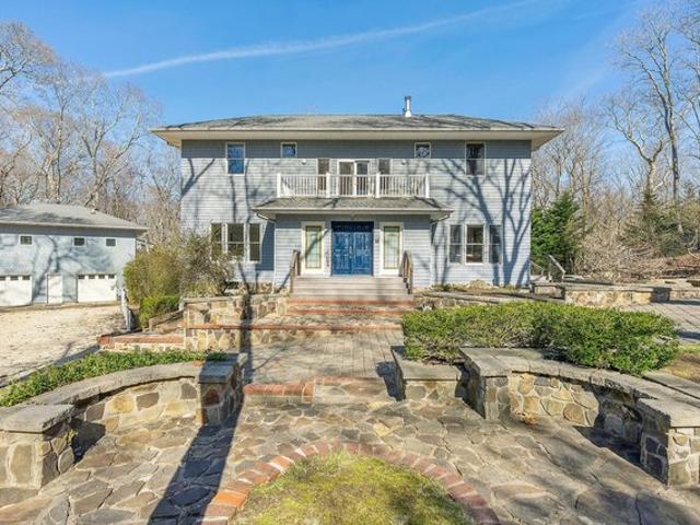 House for sale in Shelter Island, New York