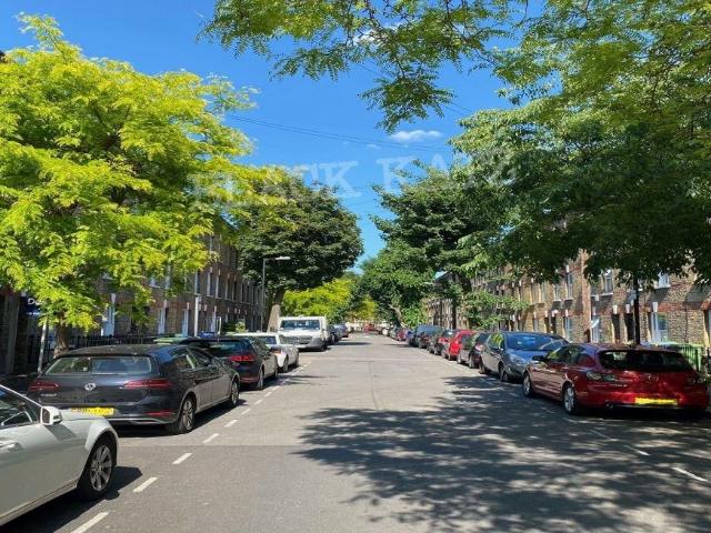 Terraced House for rent in Bermondsey, Walworth