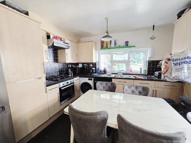Flat for rent in Dalston, Hackney