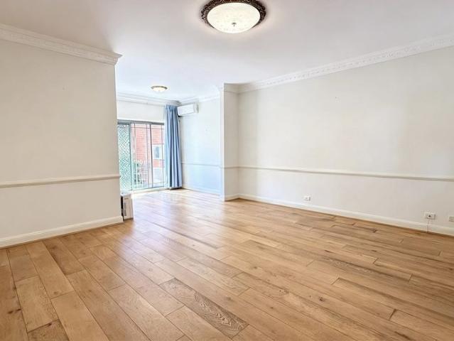 Townhouse for rent in Upper North Shore, Sydney