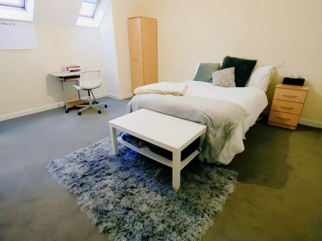 Room for rent in The Brampton, Butterton