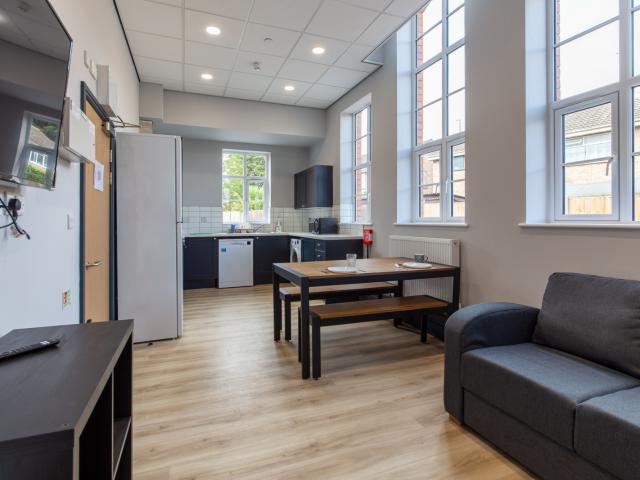 Room for rent in St John's, Worcestershire