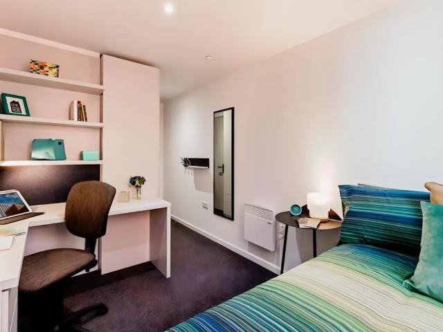 Room for rent in Spon End, West Midlands