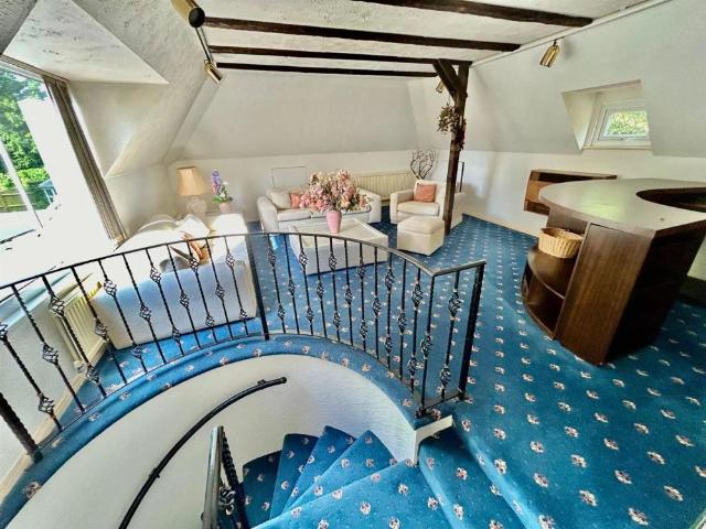 House for rent in Bushey Heath, Hertsmere
