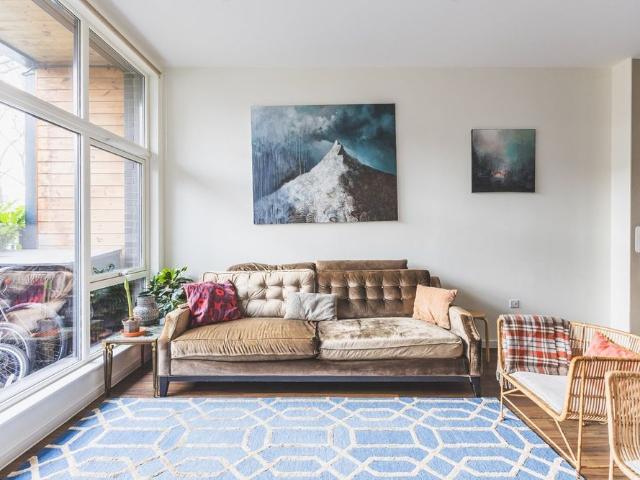 House for rent in London Borough of Ealing, Greater London