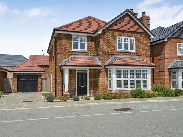 House for rent in Highcroft, Berrick Salome