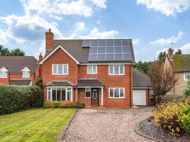 Apartment for rent in Rushock, Wyre Forest