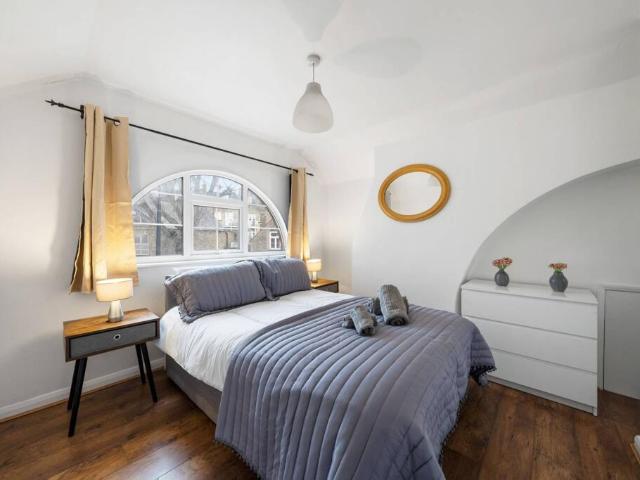 Farm for rent in London, Gospel Oak