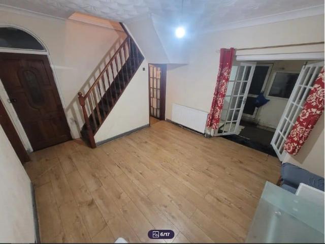 Apartment for rent in Plaistow, Greater London