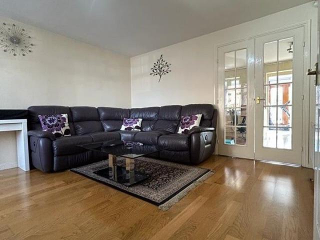Apartment for rent in London Borough of Hounslow, Greater London