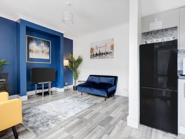 Apartment for rent in City Centre, Georgia