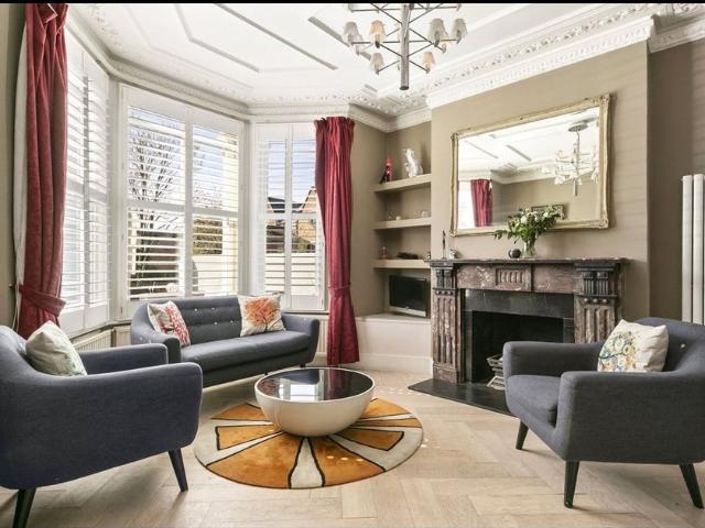 Apartment for rent in Earlsfield, Greater London