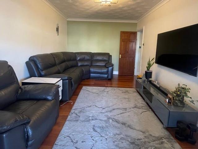 Apartment for rent in Lane, Greater London