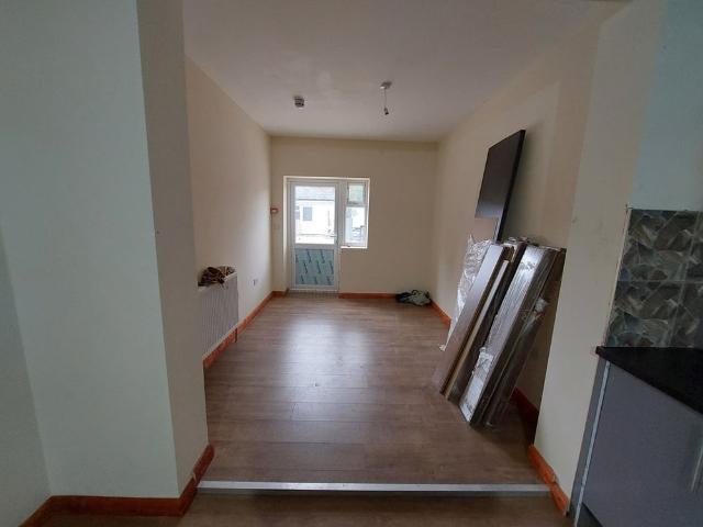 Apartment for rent in Gants Hill, Greater London