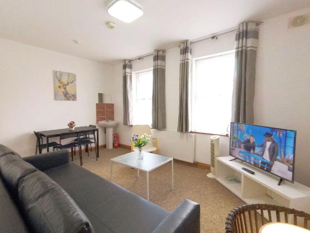 Apartment for rent in The Hyde, Greater London