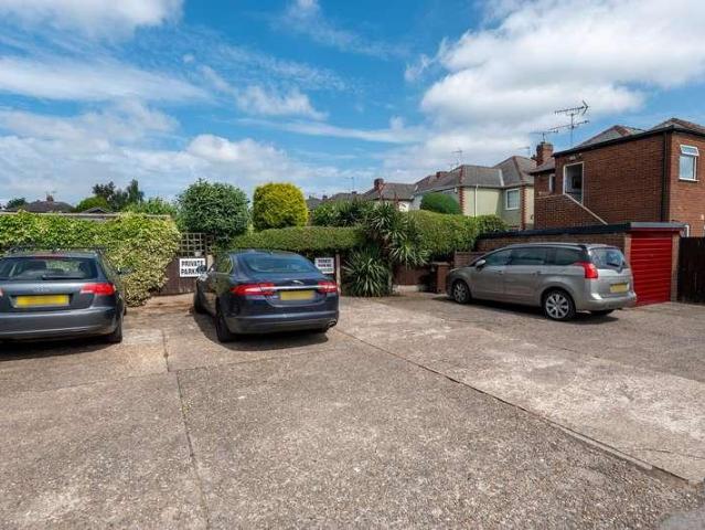 Flat for sale in Costhorpe, East Midlands